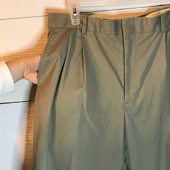 Land’s End tan pleated dress pants, 33 waist - Picture 3 of 12